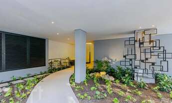 Imagem 8: Apartamento à venda em Petrópolis com 68 m², 2 quartos, 1 vaga