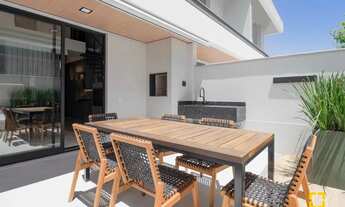 Imagem 4: Loft mobiliado à venda - 1 suíte, 1 vaga, hobby box e pátio privativo