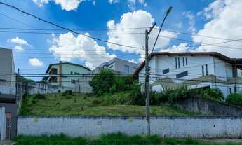 Imagem: Lote/Terreno para venda tem 640 metros quadrados