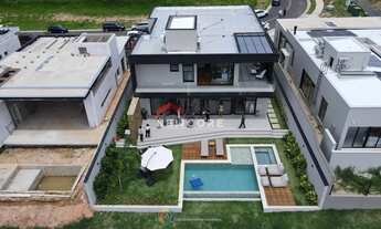 Imagem: Casa de condomínio em Avenida Bernardino