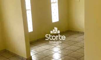 Imagem 3: Casa com 3 dormitórios à venda, 200 m² por R$ 890.000,00 - Santa Mônica - Uberlândia/MG