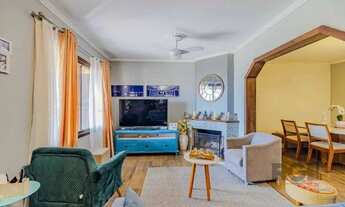 Imagem 3: Casa com 234m², 3 dormitórios, 3 vagas no bairro Partenon