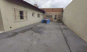 Imagem 2: RESIDÊNCIA LOCALIZADA ATRÁS DO TAUSTE DA RIO BRANCO