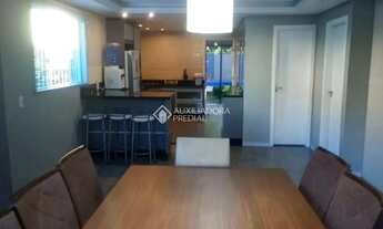 Imagem 4: Casa 3 dormitórios, sendo 3 suítes, banheira de Hidromassage, situada nos Ingleses do Rio