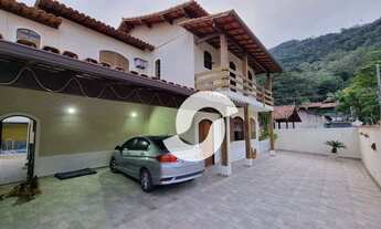 Imagem 4: Casa com 4 dormitórios à venda, 253 m² por R$ 1.600.000,00 - Piratininga - Niterói/RJ