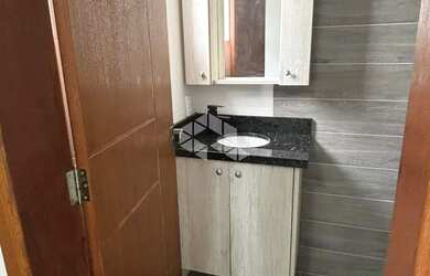 Imagem 4: CASA SOBRADO EM CONDOMÍNIO À VENDA EM CANASVIEIRAS - REGIÃO NORTE DA ILHA