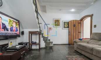 Imagem 1: Sobrado na Chácara Santo Antonio, 250m² util, 3 quartos (1 suíte), living, 2 vagas. Ótimo