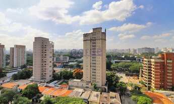 Imagem 4: Apartamento á venda possui 212m² com 3 suítes e 3 vagas em Moema