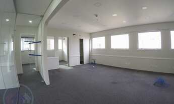 Imagem 4: Escritório para aluguel possui 100 metros quadrados com 4 quartos em Itaim Bibi - São Paul