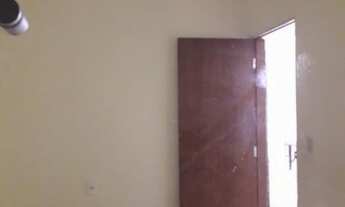 Imagem 2: Desocupa 3 casa em um lote agua e luz individual ótimo para investimento ou moradia