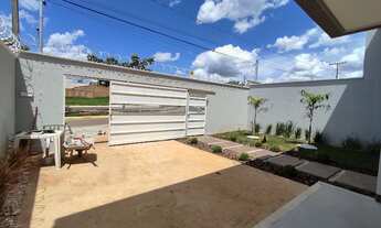 Imagem 7: Casa com 3 suítes e piscina no Bairro São Francisco - Senador Canedo - GO