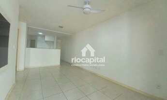 Imagem 2: Apartamento com 2 dormitórios para alugar, 70 m² por R$ 2.400,00/mês - Recreio dos Bandeir