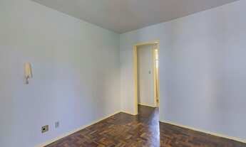 Imagem 4: Apartamento para venda possui 61 metros quadrados com 1 quarto em Medianeira - Porto Alegr