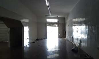 Imagem 6: Ponto comercial/Loja/Box para aluguel possui 400 metros quadrados com 5 quartos