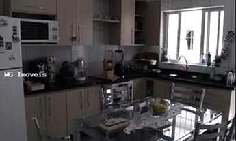 Imagem 2: Sobrado para Venda em São Paulo, Jardim Colorado, 2 dormitórios, 1 suíte, 1 banheiro, 2 va