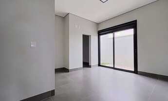 Imagem 4: Casa de condomínio térrea para venda tem 210 metros quadrados com 3 suítes