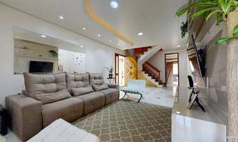 Imagem: Casa para Venda - 300m², 3 dormitórios