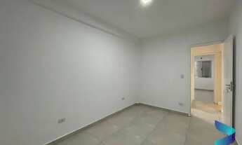 Imagem 6: Apartamento de 2 dormitórios, reformado, a 2 quadras da praia