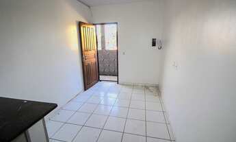 Imagem 4: IMPERDÍVEL! Não perca a oportunidade de morar nesta excelente casa com 1 quarto, sala, coz