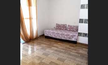 Imagem 2: Casa primeiro e segundo andar com terraço