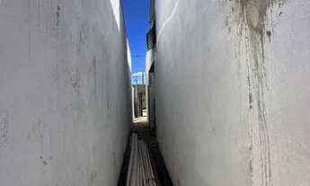 Imagem 4: IND CASA COM ÓTIMO ESPAÇO EXTERNO À VENDA NO BAIRRO JARDIM PRIMAVERA - MONTES CLAROS MG