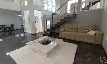 Imagem 2: Sobrado com 4 dormitórios para alugar, 280 m² por R$ 4.900,00/mês - São Lourenço - Curitib