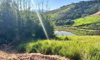 Imagem 7: Terreno de 800m² com linda vista para lago e com platô