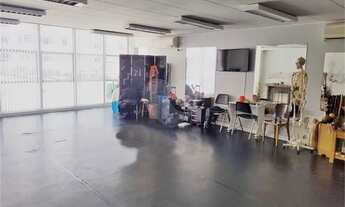 Imagem 2: 3 minutos a pé Metrô Brigadeiro