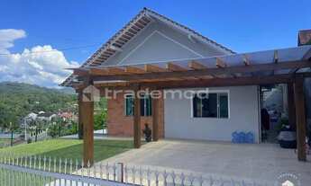 Imagem 2: Casa proximo ao centro com 3 dormitórios sendo 1 suíte