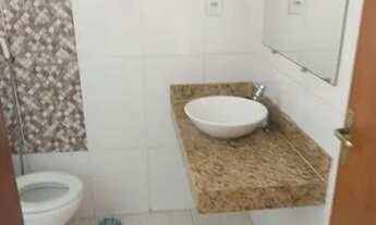 Imagem 6: Apartamento com sala, 2 quartos, cozinha, área de serviço, 1 banheiro e garagem