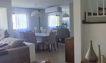 Imagem: Alugo linda cobertura duplex reformada