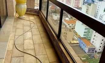 Imagem 2: Apartamento para aluguel e venda possui 190 metros quadrados com 4 quartos