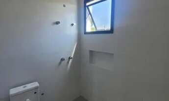 Imagem 3: Casa Alto Padrão para Venda em Florianópolis, Campeche, 4 dormitórios, 1 suíte, 3 banheiro