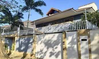 Imagem: Casa em Condomínio à venda, 5 quartos