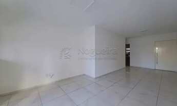 Imagem 3: Apartamento para venda tem 110 m² com 3 quartos em Boa Viagem - Recife - PE