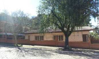 Imagem: Casa para Venda - 250m², 6 dormitórios