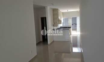 Imagem 5: Casa para aluguel, 2 quartos, 1 vaga, Santo Antônio - Uberlândia/MG