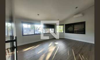 Imagem: Casa à Venda - Alphaville, 4 Quartos, 560