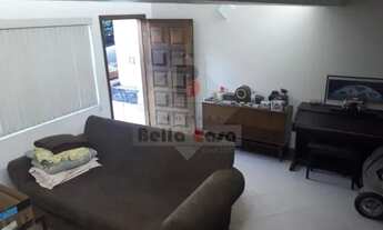 Imagem: Sobrado de Vila com excelente localização