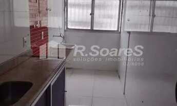 Imagem: EXCELENTE APTO COM ELEVADOR PRONTO PARA