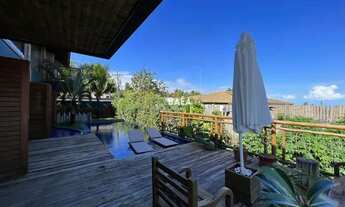 Imagem 6: Casa de Luxo à Venda em Arraial com 5 suítes: Desfrute de uma Vista Mar Privilegiada