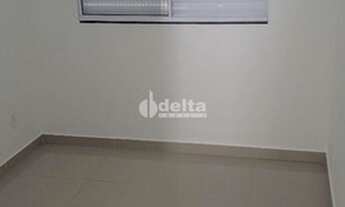 Imagem 7: Casa para aluguel, 2 quartos, 1 vaga, Santo Antônio - Uberlândia/MG