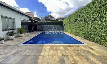 Imagem 2: Casa com 4 quartos sendo 2 suítes com 5 vagas de garagem no bairro Ouro Preto