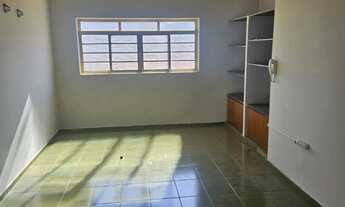 Imagem 2: Apartamento LOCAÇÃO, 02 dormitórios, Jd Europa, 01 quarteirão da Av Andaló - Isento Condom