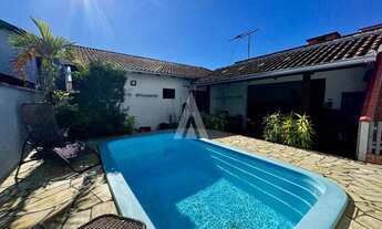 Imagem: Casa com 1 suíte(s) mais 2 quarto(s) à