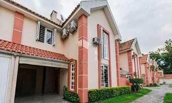 Imagem: Casa no bairro Camaquã - 3 dormitórios