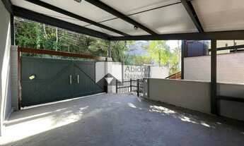 Imagem 3: Casa em condominio/rua fechada com guarita, com 4 dormitórios para alugar, 200 m² por R$ 1