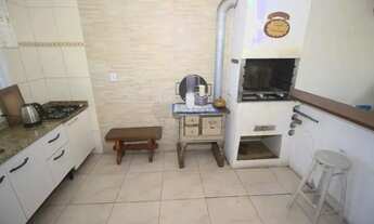 Imagem 5: Sobrado com 4 Dormitórios, Mobiliado e com Piscina