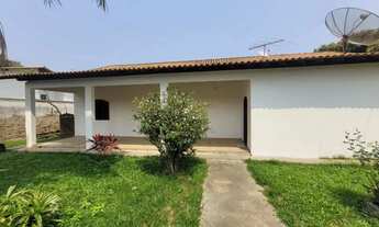 Imagem: Belíssima Casa com 3 quartos à venda