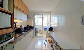 Imagem 5: Apartamento excelente de 3 quartos, 1 suíte, acabamentos de alto padrão, 2 vagas à 200 met